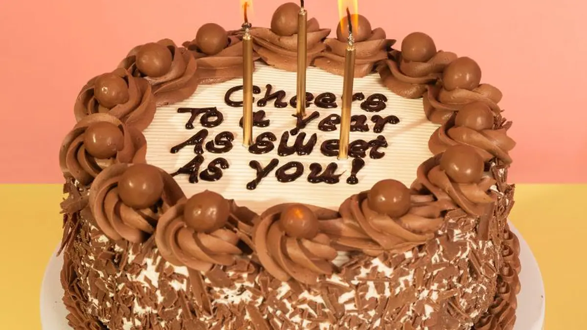 Cake Box – eggless cake shop in Wokingham town centre